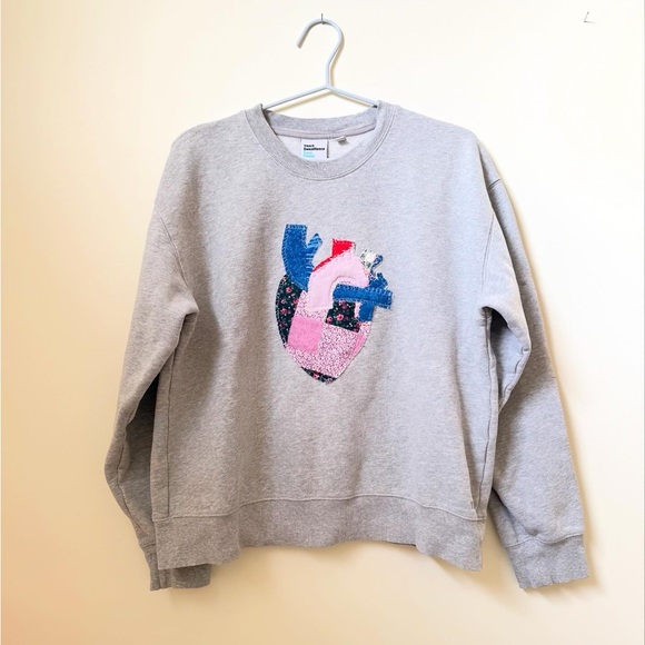 Tops - 3. Upcycled Patchwork ANATOMICAL -grey- Crewneck Handmade Reworked Sweatshirt